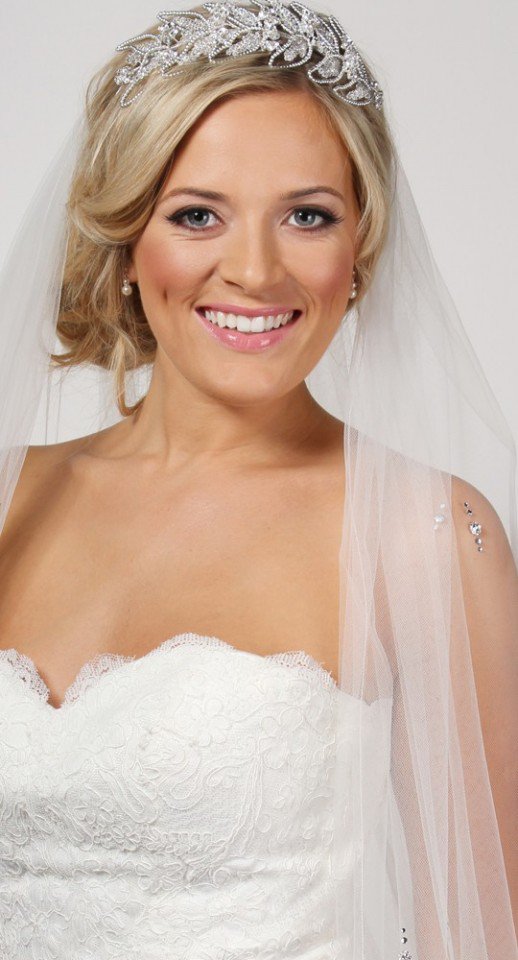 Wedding hairstyle with veil