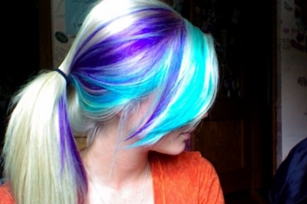 Purple and teal ponytail hairstyle