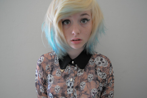 Blue and blonde bob hair