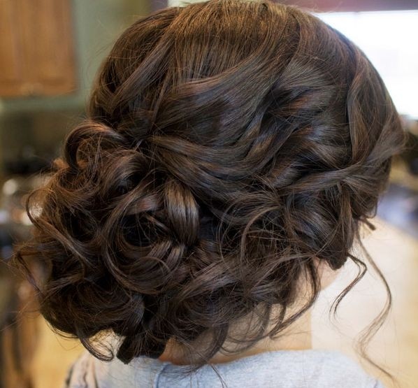 Glamorous updo for weddings