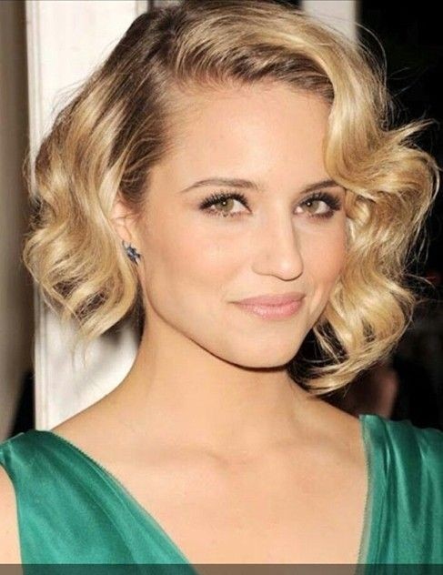 Short bob hairstyle for blonde ombre hair