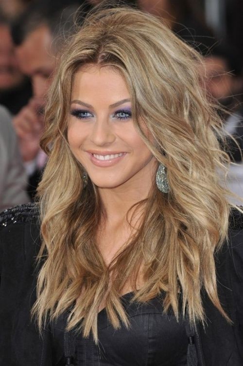 Long blonde shaggy hairstyle