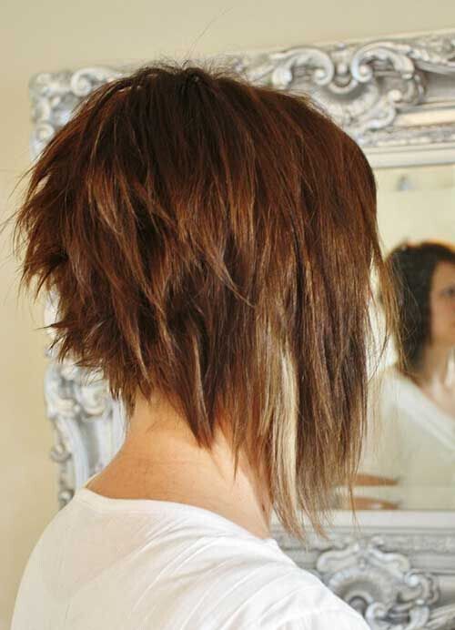 Chopped bob hairstyle for thick hair