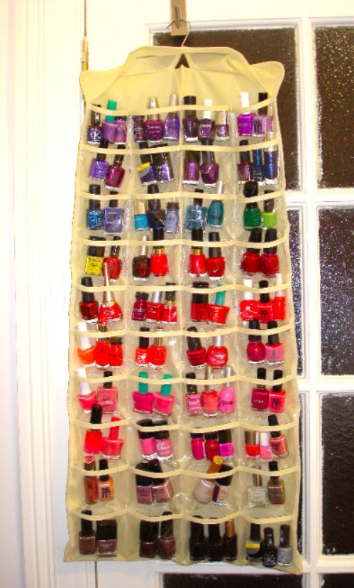 Hanging jewelry organizer