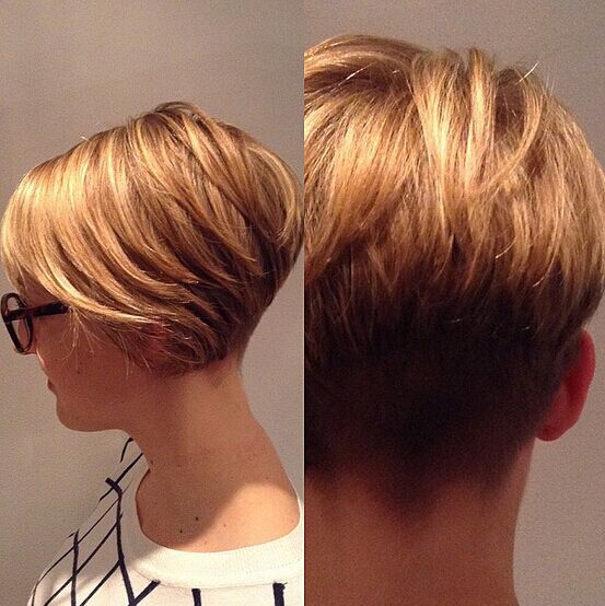 Short blonde hairstyle