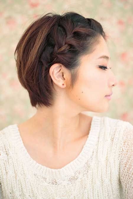 Nice short hairstyle with braided bangs