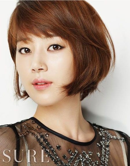 Short bob haircut for fine hair