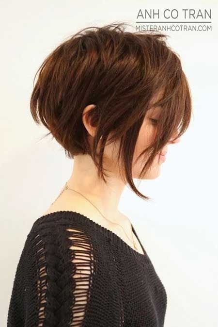 Nice short hairstyle for Asian girls