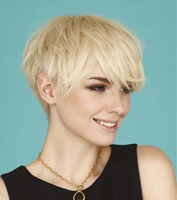 Layered hairstyle idea for short hair