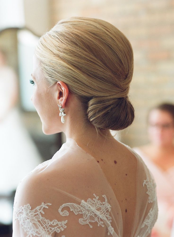 Classic bottom updo for wedding