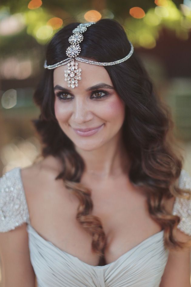 Gorgeous Indian wedding hairstyle with headgear
