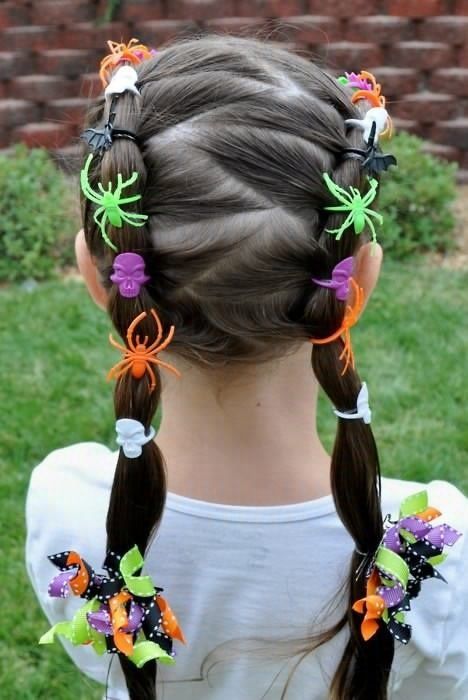 Nice Halloween hairstyle for little girls