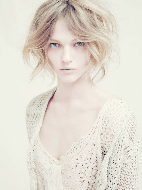 Fairy Short Wavy Hairstyle