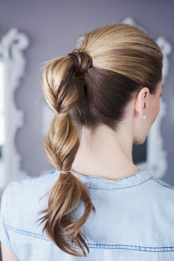Fast ponytail for young woman