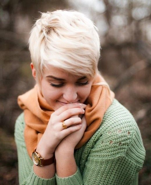 Short pixie hairstyle for ash blonde hair