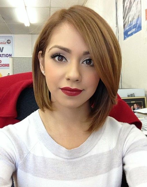 Short straight bob hairstyle for long faces