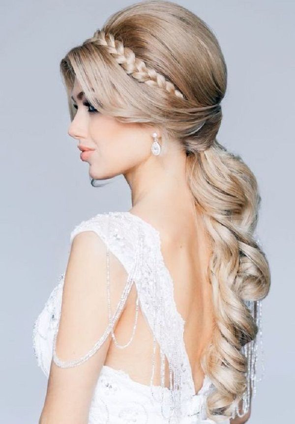 Stunning wedding hairstyle for long hair