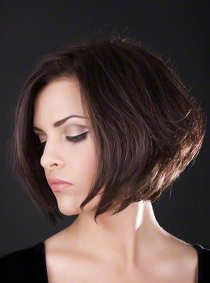 Short stacked bob haircut for round faces