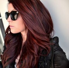 Dark red wavy hairstyle