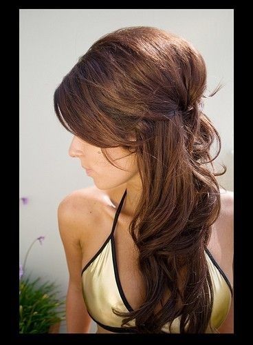 Half up half down wedding hairstyle for brown hair