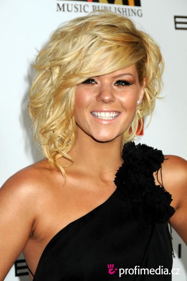 Medium Wavy Blond Kimberly Caldwell Hairstyle