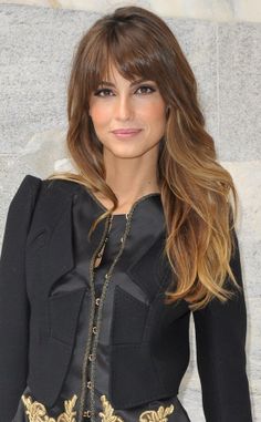 Long wavy hairstyle with bangs or long faces