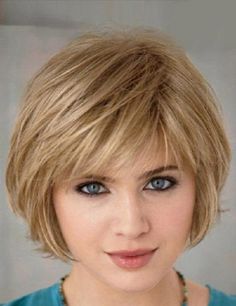 Short hairstyle with bangs for blonde hair