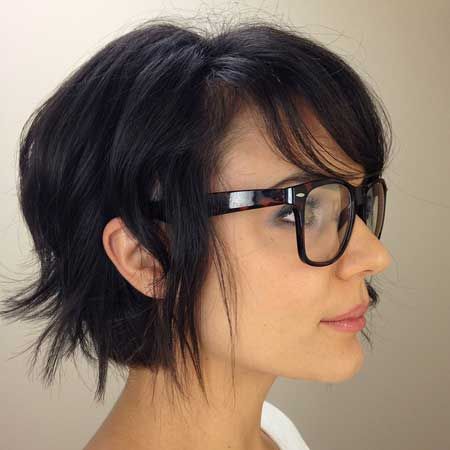 Short hairstyle with bangs