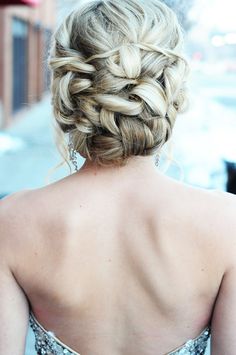 Gorgeous updo for prom hairstyles