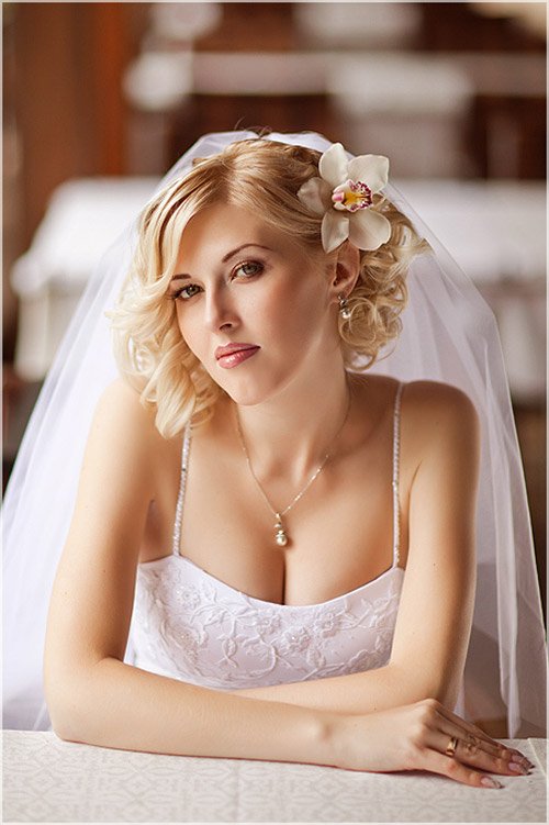 Nice short wedding hairstyle