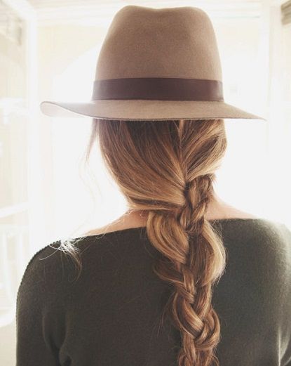 Dull braid with a hat