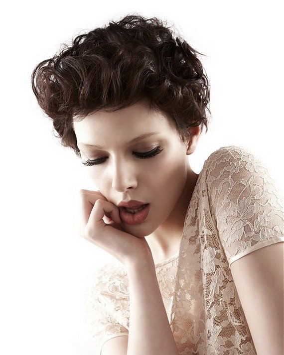 Short curly bridal hairstyle
