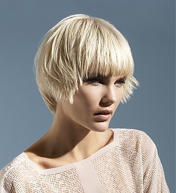 Fashionable bob hairstyle for short hair