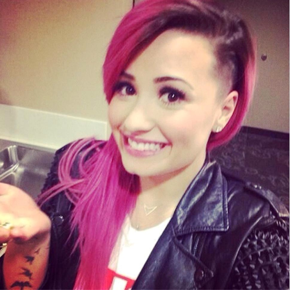 Demi Lovato's wild chewing gum pink hair