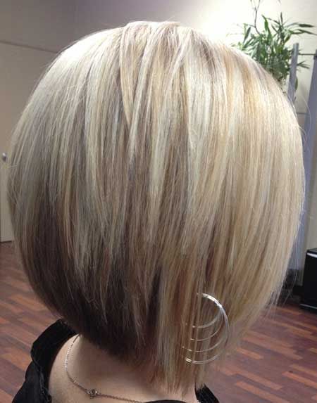 Layered bob hairstyle for straight hair