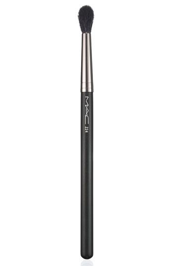 Conical concealer brush