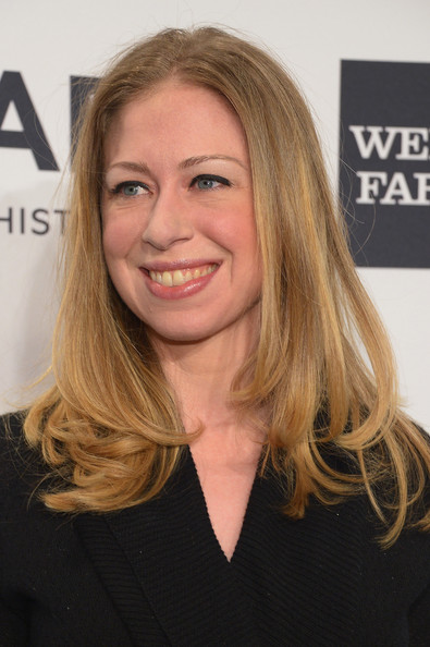 Chelsea Clinton Layered Cut "width =" 480