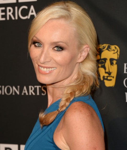 Victoria Smurfit Side Braid "width =" 458 "class =" size-full wp-image-19434