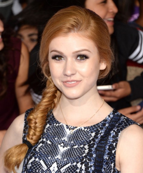 Katherine McNamara Blunt Braid / Getty Images