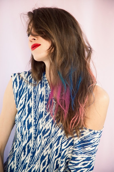 Hair ends in chalk