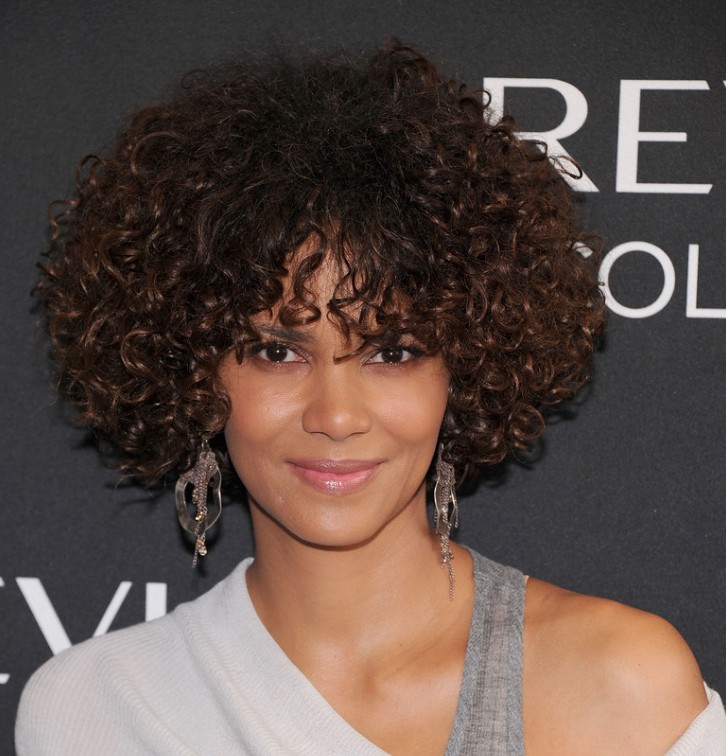 15 charming curly hairstyles for women