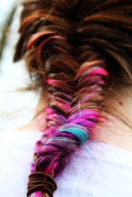 Ombre hairstyles: colorful braids