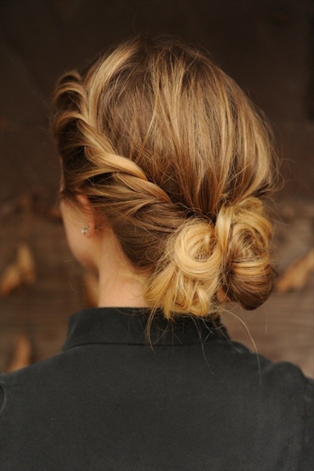 Loose braided hairstyles: casually bound look