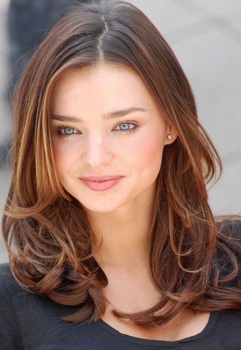 Miranda Kerr Hairstyles: Pretty Curls