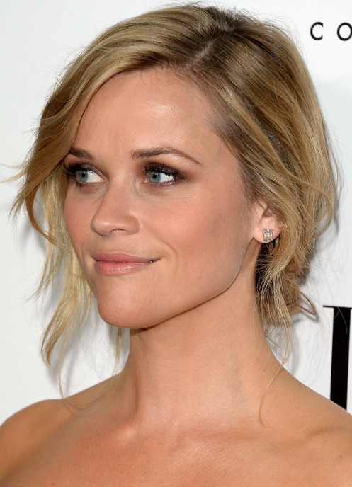Reese Witherspoon Updo Hairstyle: Chignon