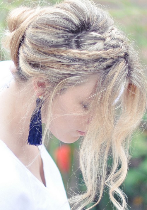 20 tutorials on braided hairstyles: Messy Rope Braids and Low Bun
