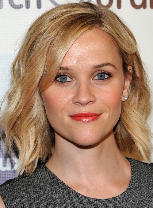 Reese Witherspoon Medium Length Hairstyle: 2014 Subtle Waves