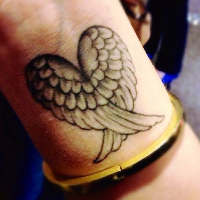 feather tattoo