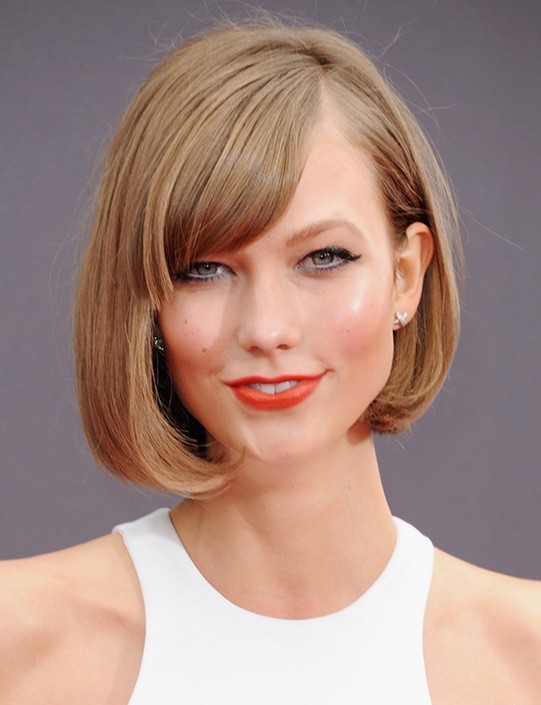 Bob Hairstyles: Nice short blonde bob haircut for thick hair