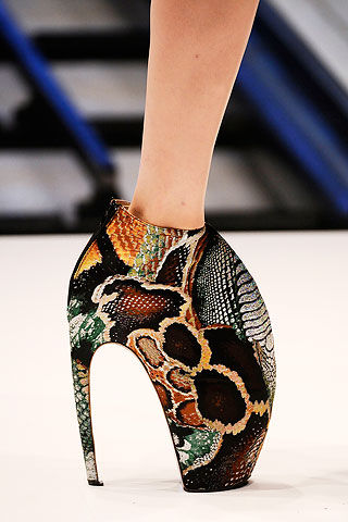 Alexander Mcqueen Spring 2010 Shoes Shoeblog - 29771 - Buam